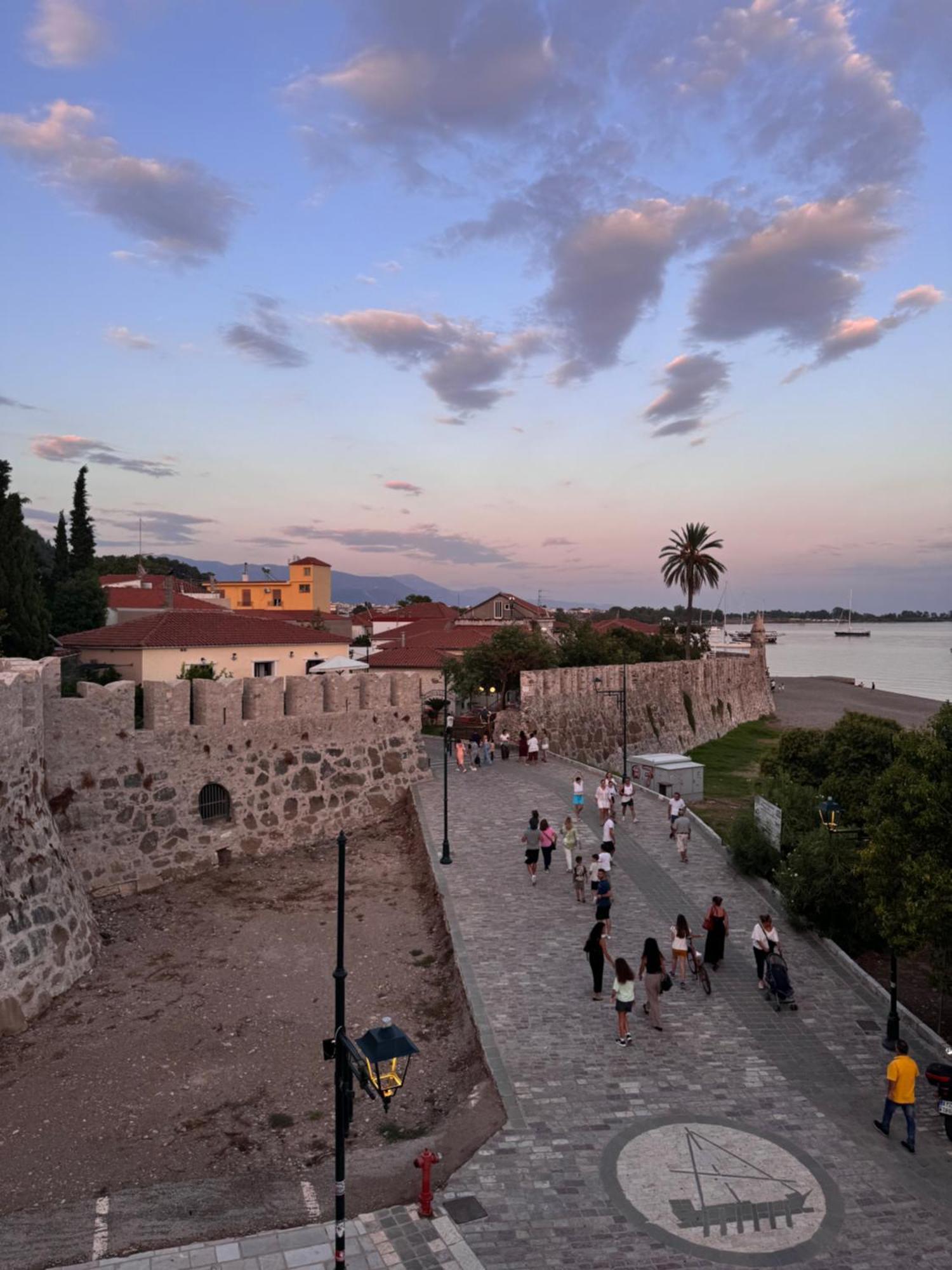Regina Hotel Ναύπακτος Εξωτερικό φωτογραφία
